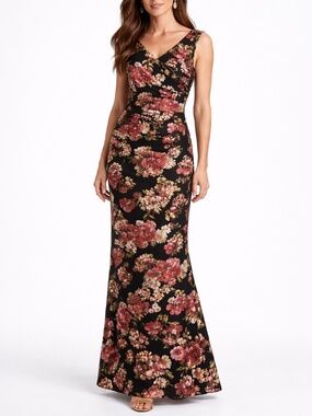 Floral V-Neck Black Maxi Dress with Rose Print